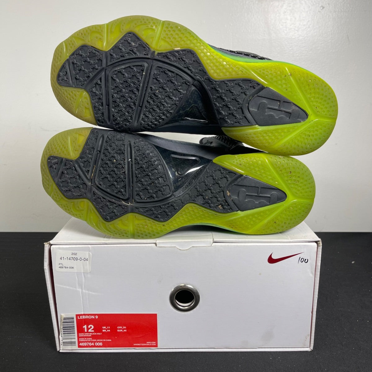 Nike LeBron 9 Dunkman 12 (Moderately Worn Pre-Owned)NikeDark Grey/Black-Volt - Image 5