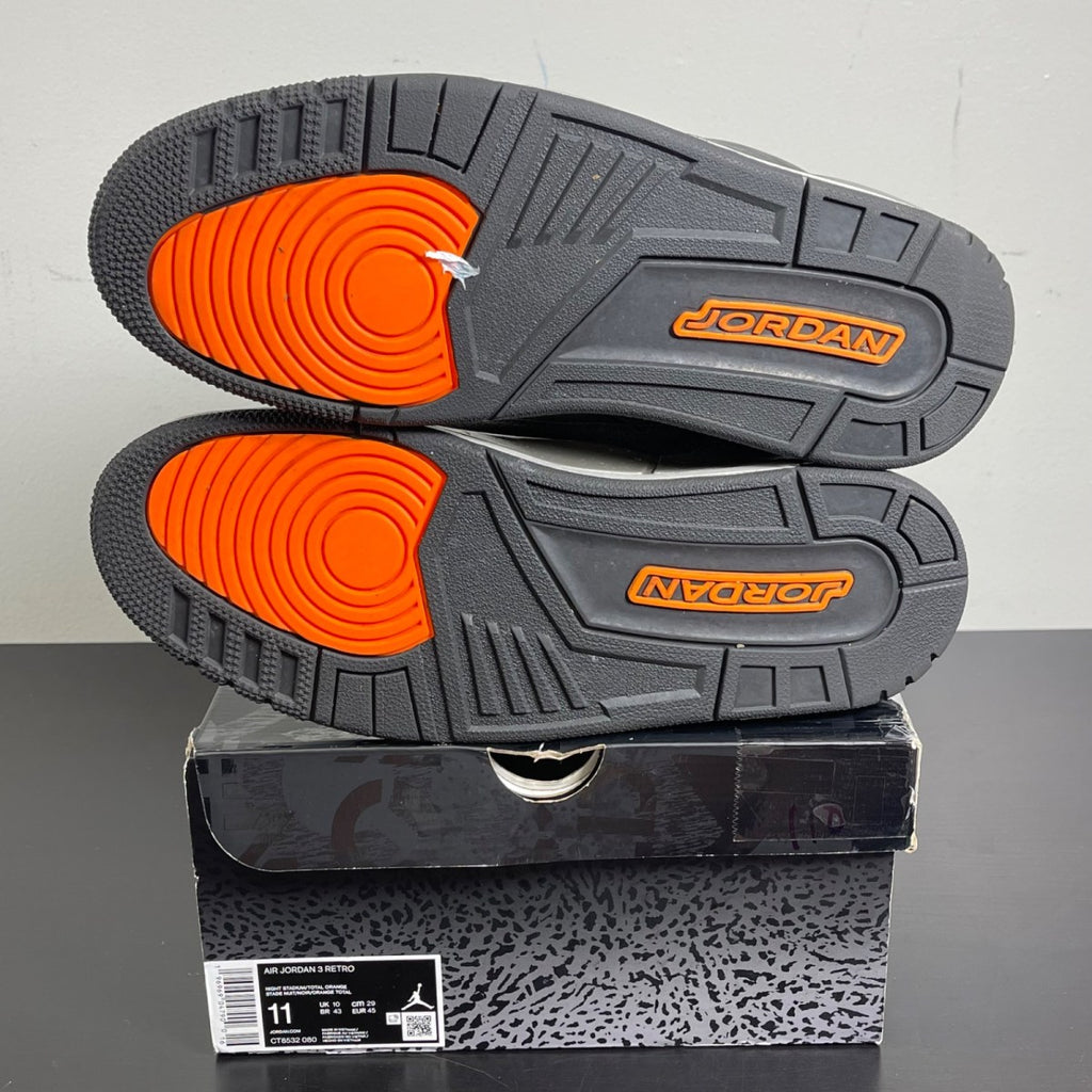 Jordan 3 Retro Fear Pack (2023) 11 (Moderately Worn Pre-Owned)JordanNight Stadium/Total Orange-Black-Flat Pewter-Neutral Grey - Image 5