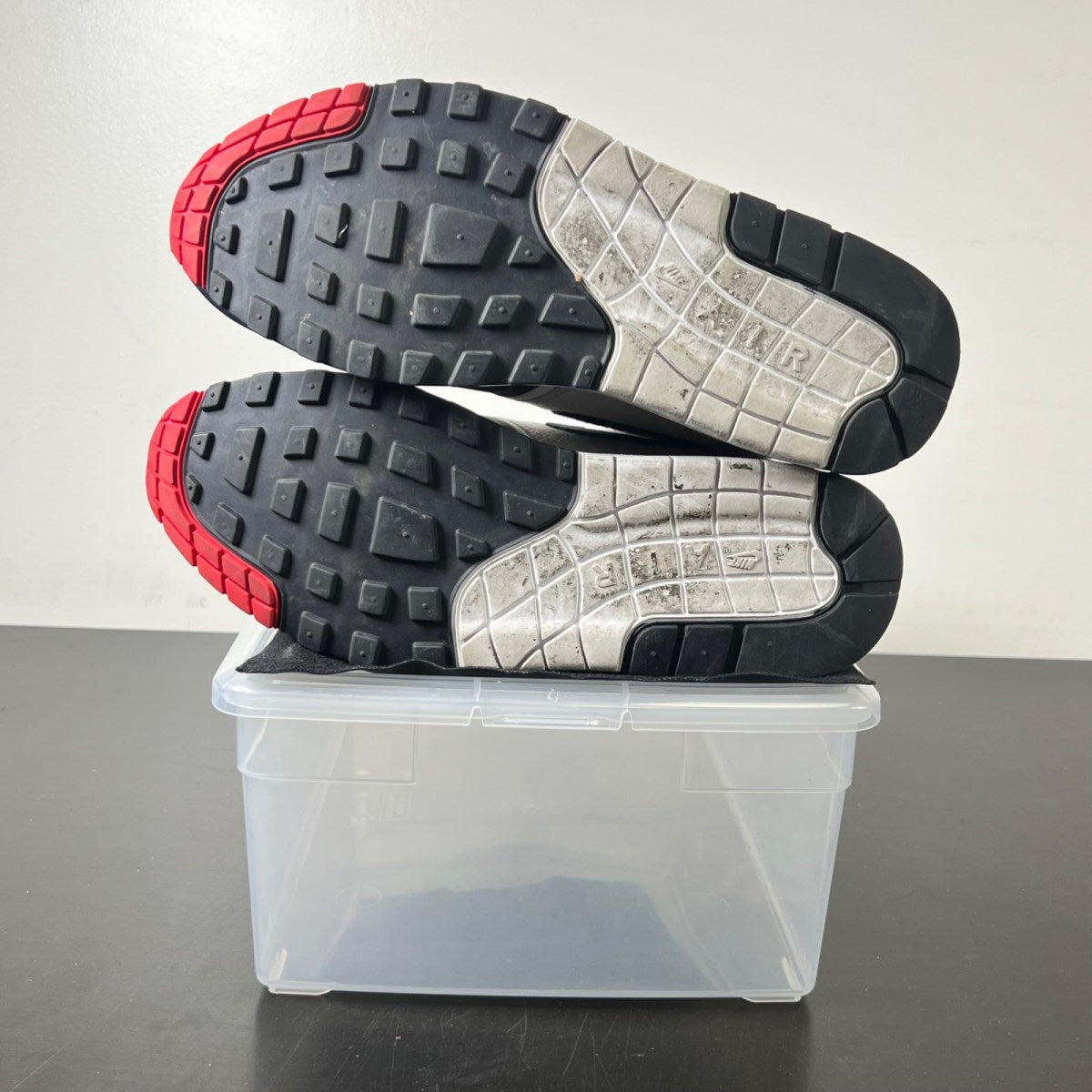Nike Air Max 1 Patch Paris 10 (Lightly Worn Pre-Owned)NikeWhite/University Red-Obsidian - Image 5