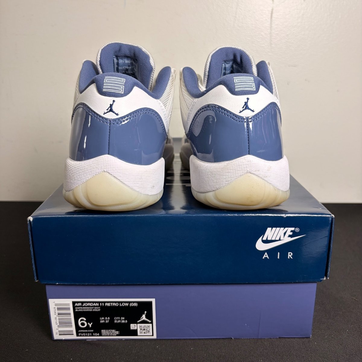 Jordan 11 Retro Low Diffused Blue (GS) (Size 6Y) - Image 4
