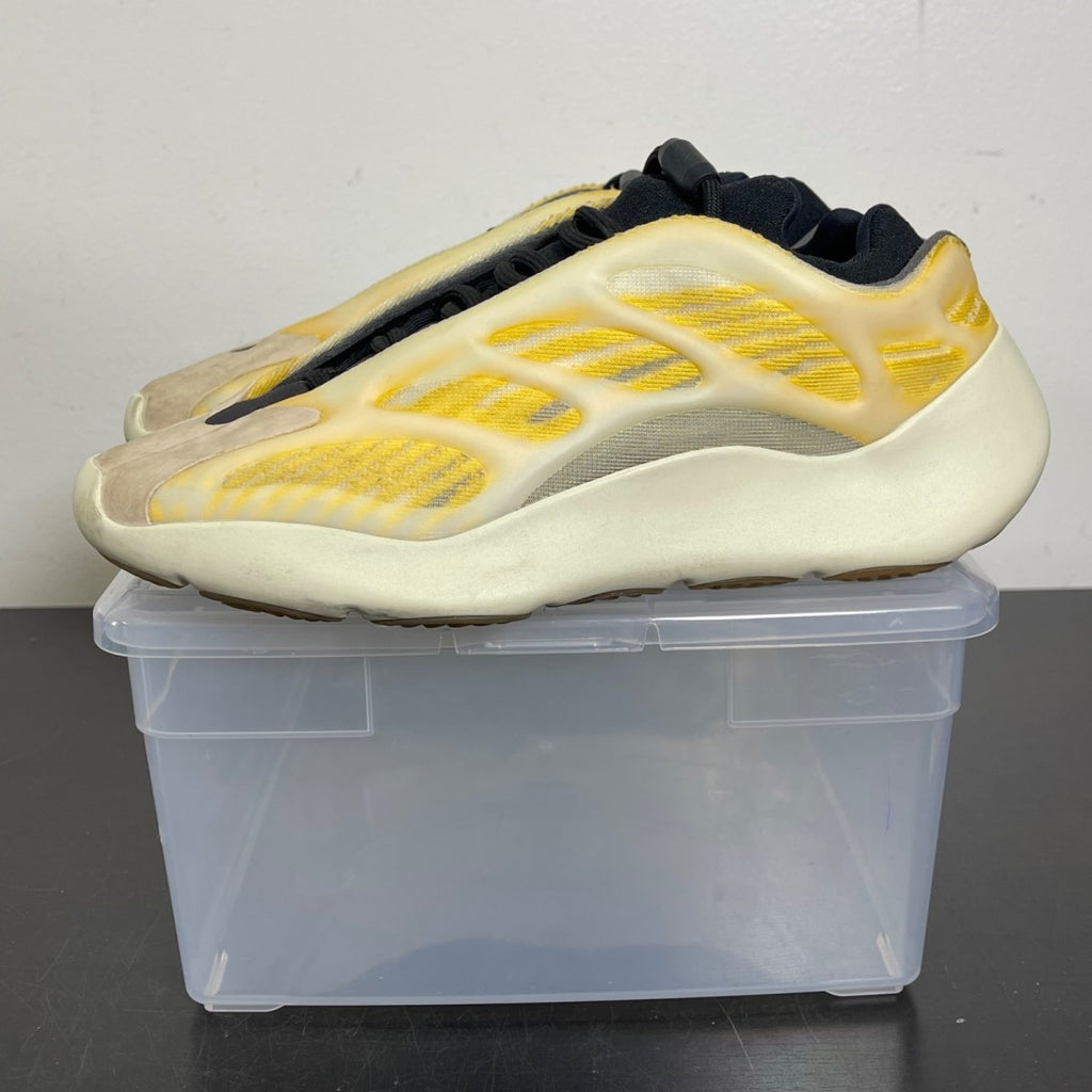 adidas Yeezy 700 V3 Mono Safflower 6.5 (Moderately Worn Pre-Owned)adidasMono Safflower/Mono Safflower/Mono Safflower - Image 3