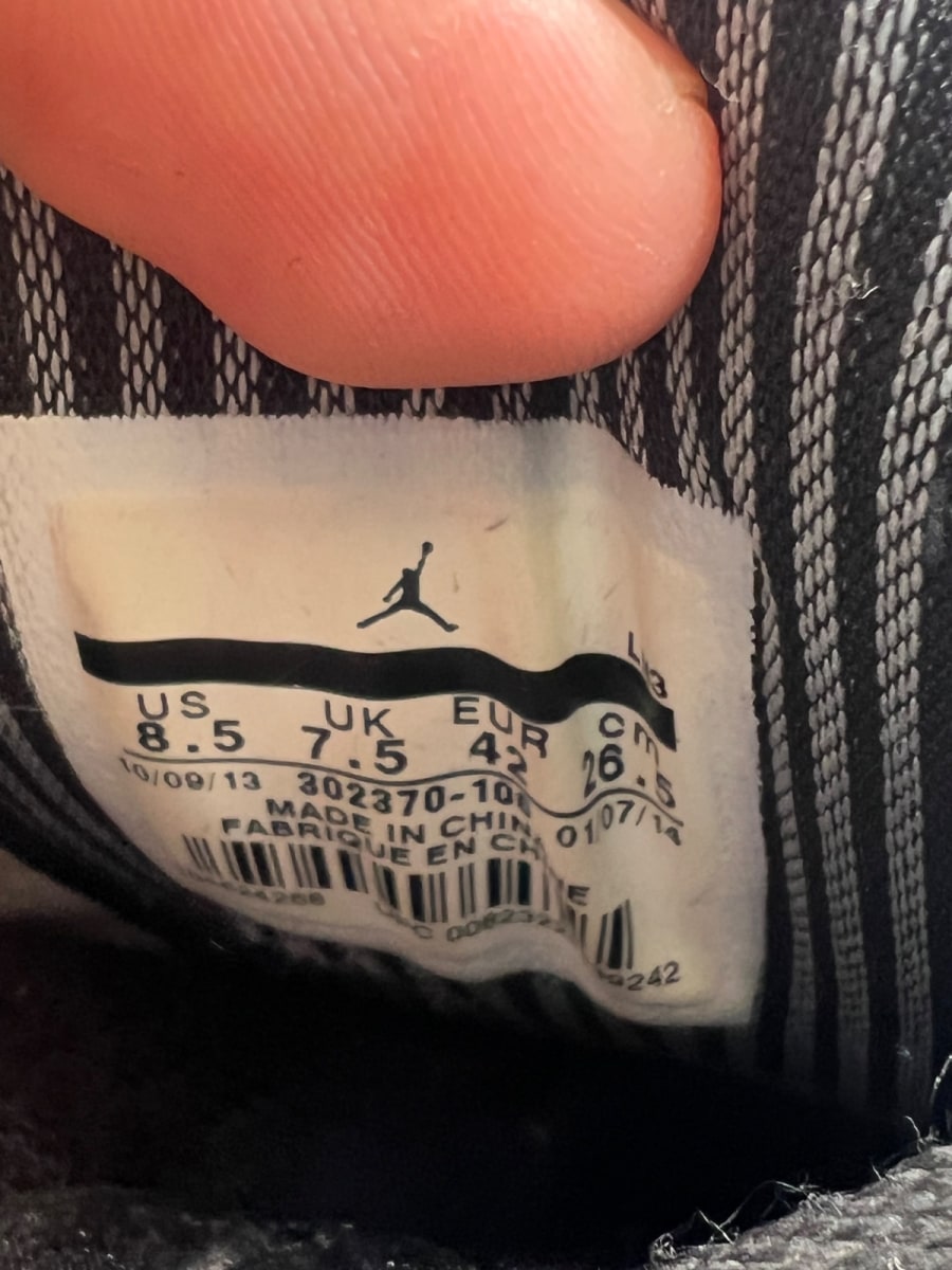 Jordan 9 Retro Barons 8.5 (Heavily Worn Pre-Owned) - Image 8
