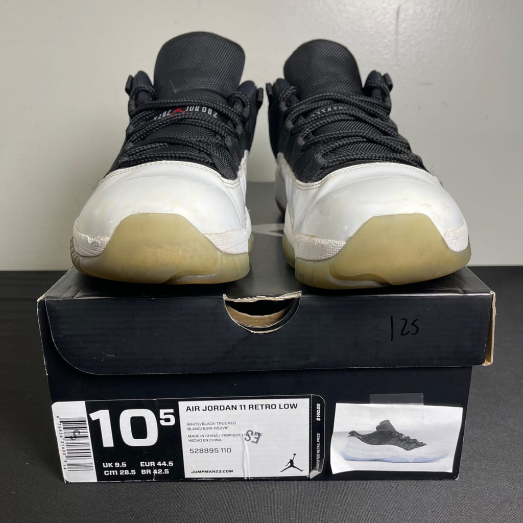 Jordan 11 Retro Low Tuxedo (Size 10.5) - aux