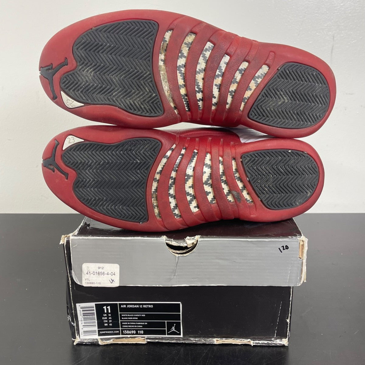 Jordan 12 Retro Cherry (2009) 11 (Moderately Worn Pre-Owned)JordanWhite/Varsity Red - Image 5
