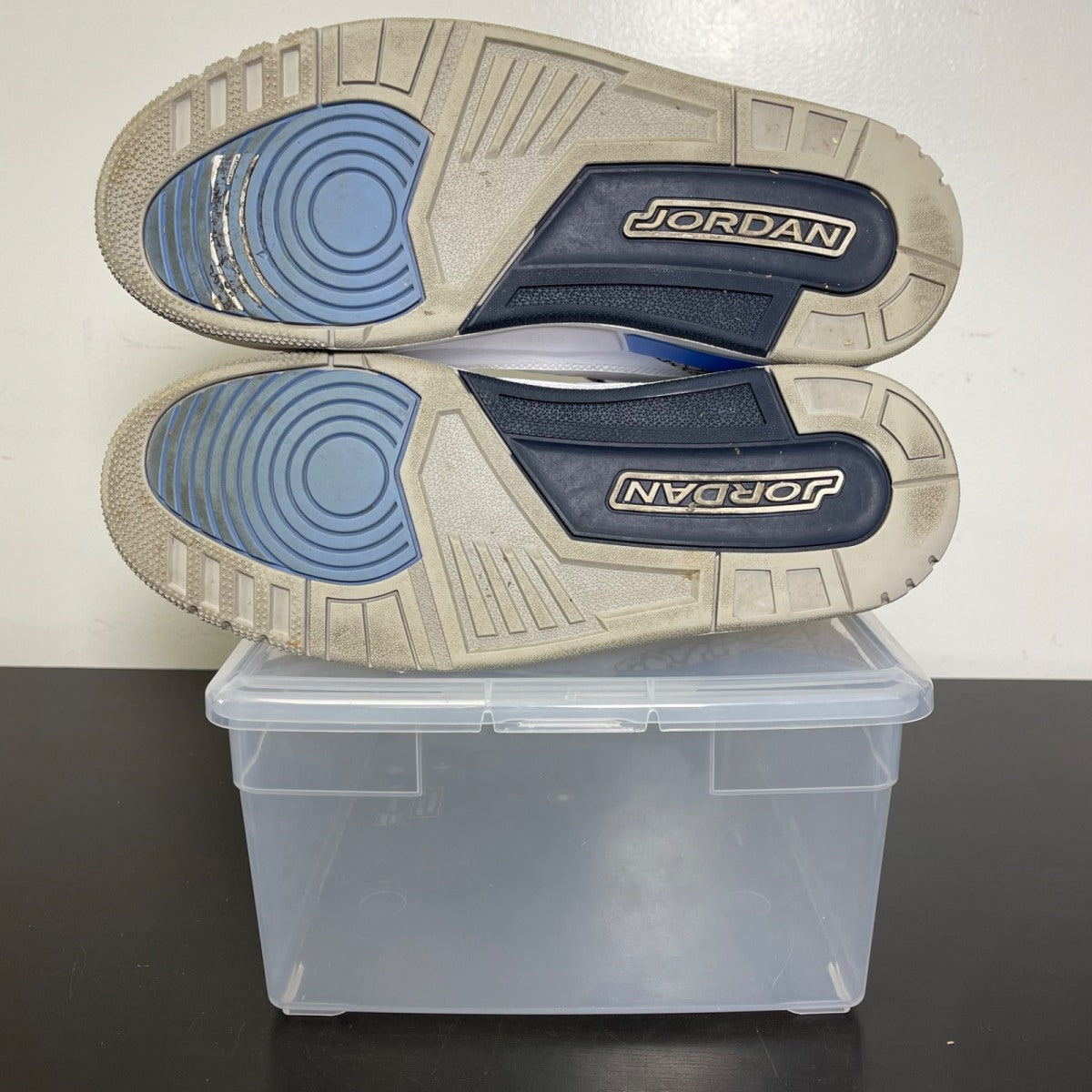 Jordan 3 Retro UNC (2020) 12 (Moderately Worn Pre-Owned)JordanWhite/Valor Blue-Tech Grey - Image 5