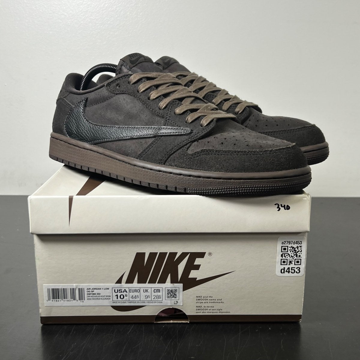 Jordan 1 Retro Low OG SP Travis Scott Velvet Brown 10.5 (Lightly Worn Pre-Owned)JordanDark Mocha/Black/Velvet Brown - Image 1
