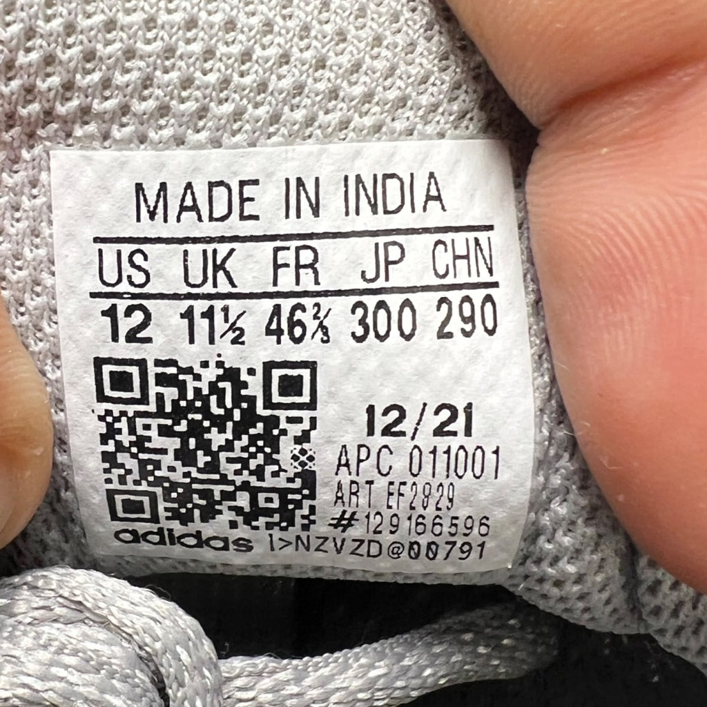 adidas Yeezy Boost 700 V2 Static 12 (Heavily Worn Pre-Owned)adidasStatic/Static/Static - Image 4