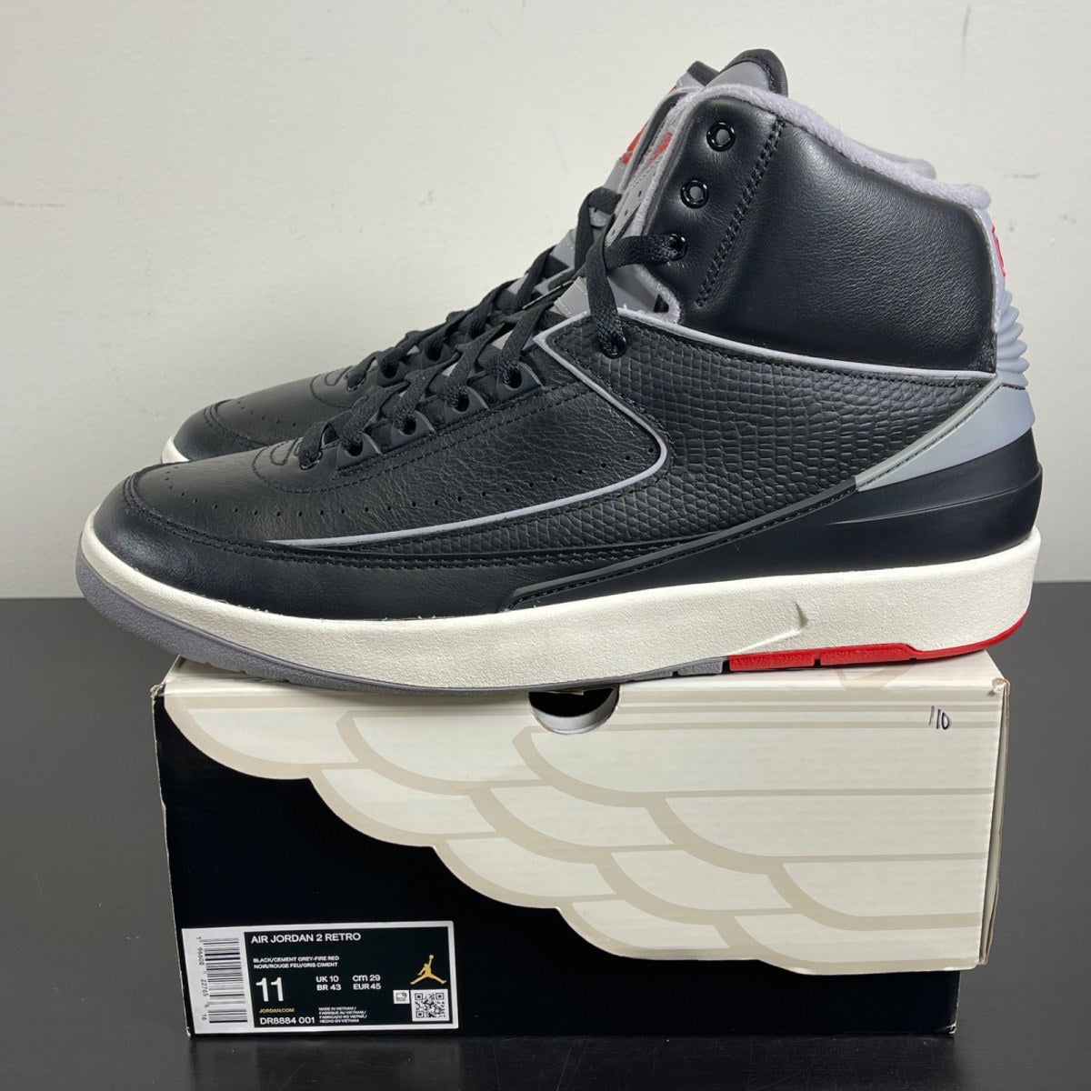 Jordan 2 Retro Black Cement 11 (Moderately Worn Pre-Owned)JordanBlack/Cement Grey/Fire Red/Sail - Image 3