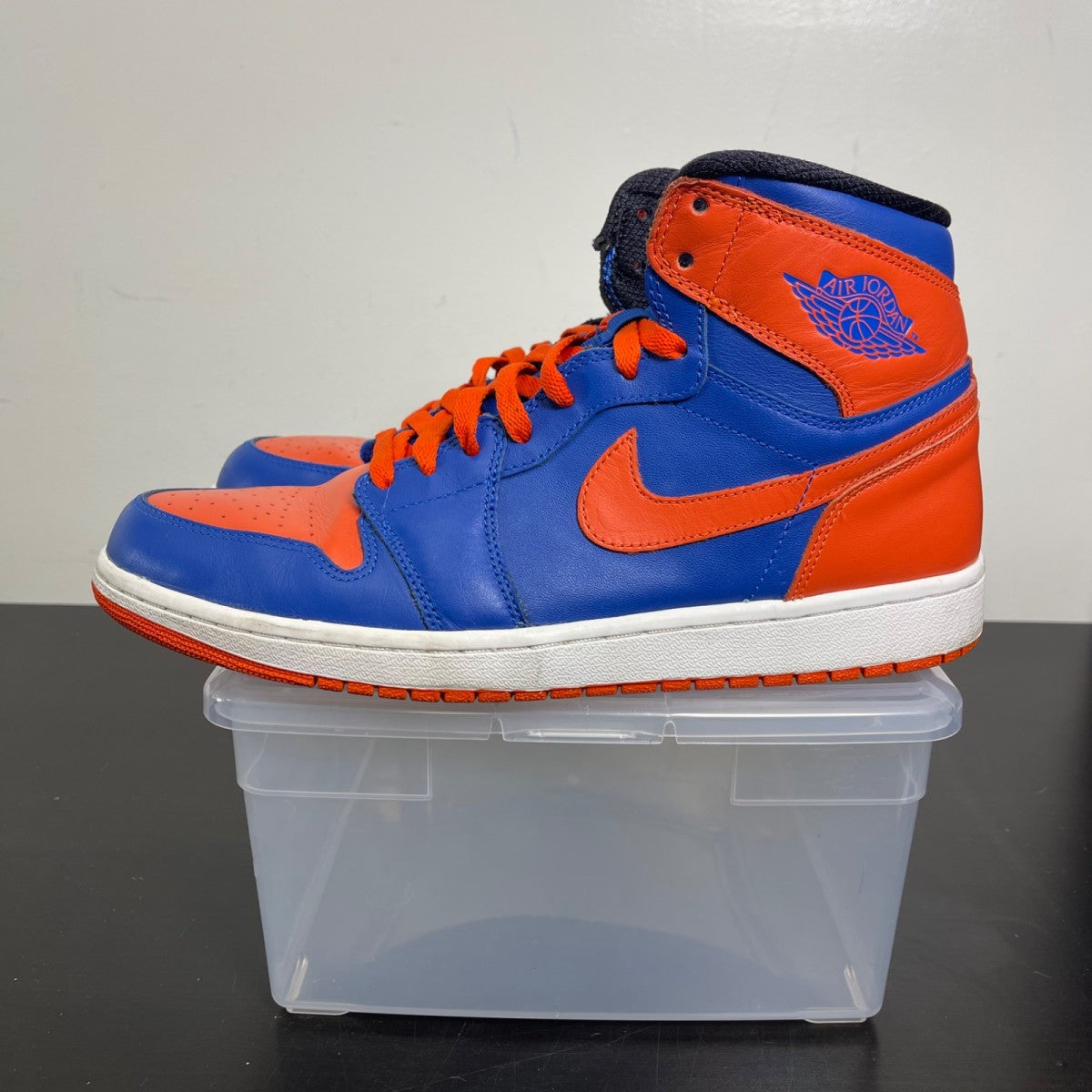 Jordan 1 Retro Knicks 12 (Moderately Worn Pre-Owned)JordanGame Royal/Team Orange - Image 3