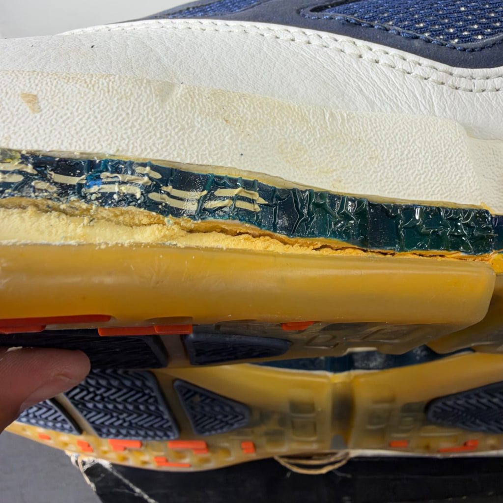 Jordan 16 OG White Midnight Navy (Size 11) - Image 7