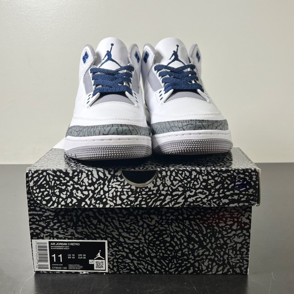 Jordan 3 Retro Midnight Navy 11 (Lightly Worn Pre-Owned)JordanWhite/Cement Grey/Black/Midnight Navy - Image 2
