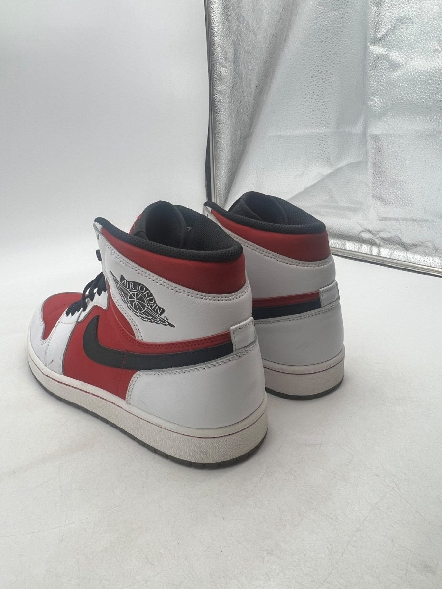 Jordan 1 Retro Carmine (2014) 9.5 (Moderately Worn Pre-Owned) - Image 4