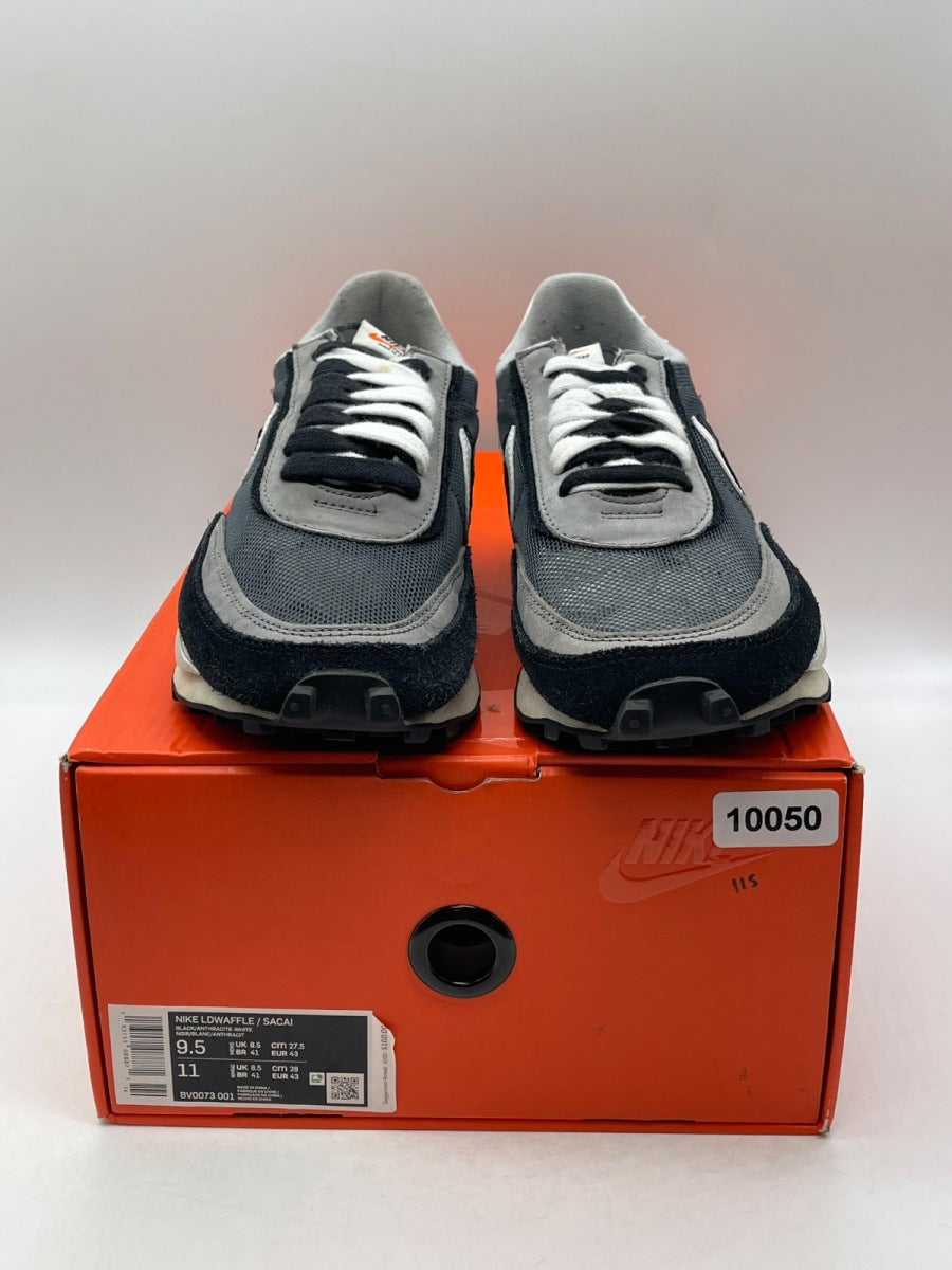 Nike LD Waffle sacai Black (Size 9.5) - Image 2