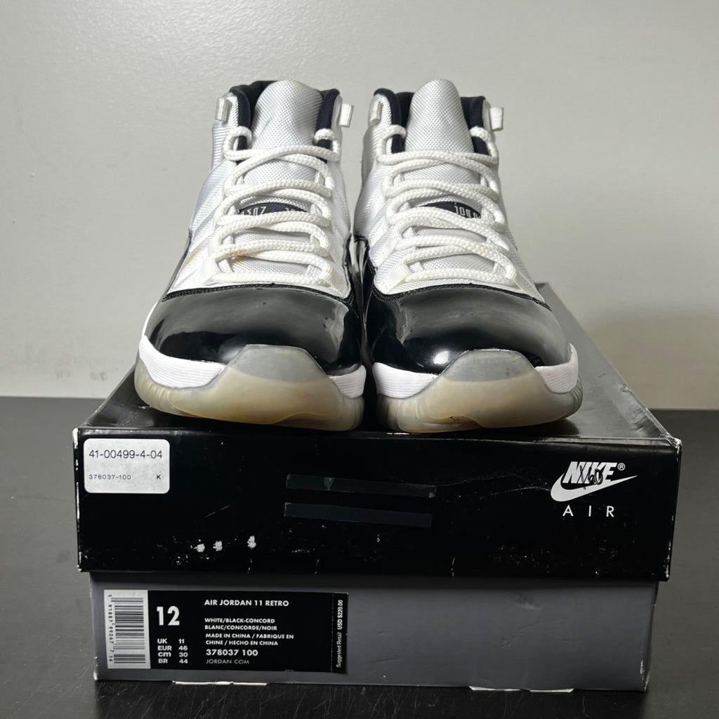 Jordan 11 Retro Concord (2018) 12 (Heavily Worn Pre-Owned)JordanWhite/Black-Concord - Image 2