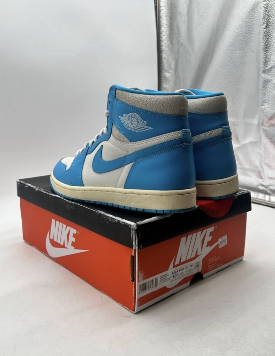 Jordan 1 Retro High OG UNC Reimagined 10.5 (Lightly Worn Pre-Owned)JordanDark Powder Blue/Dark Powder Blue-Sail - Image 3