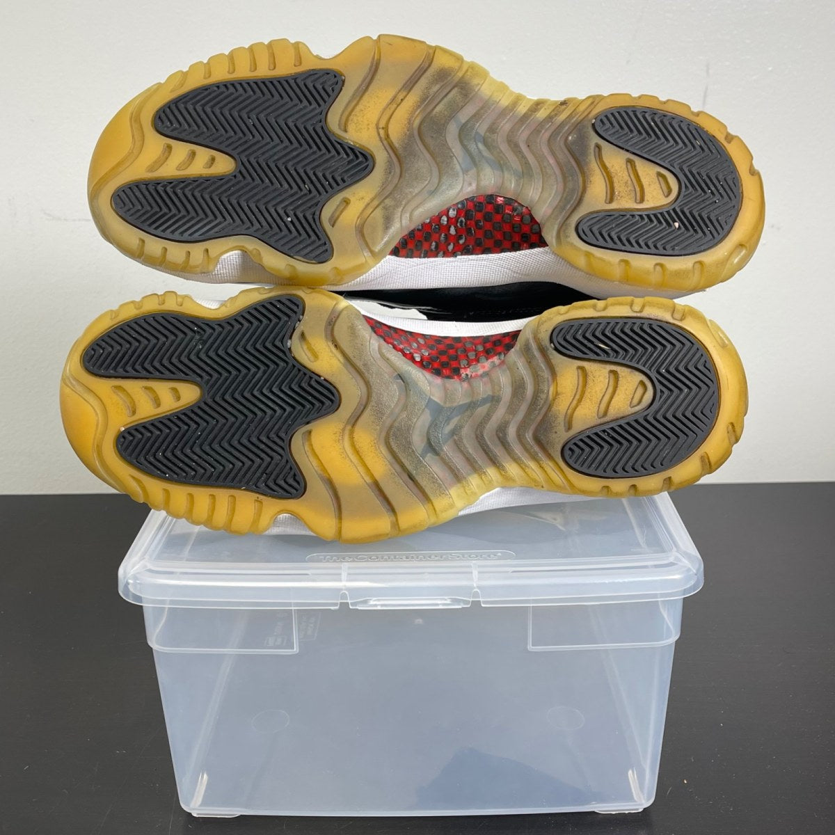 Jordan 11 Retro 72-10 11.5 (Moderately Worn Pre-Owned)JordanBlack/Gym Red-White-Anthracite - Image 5