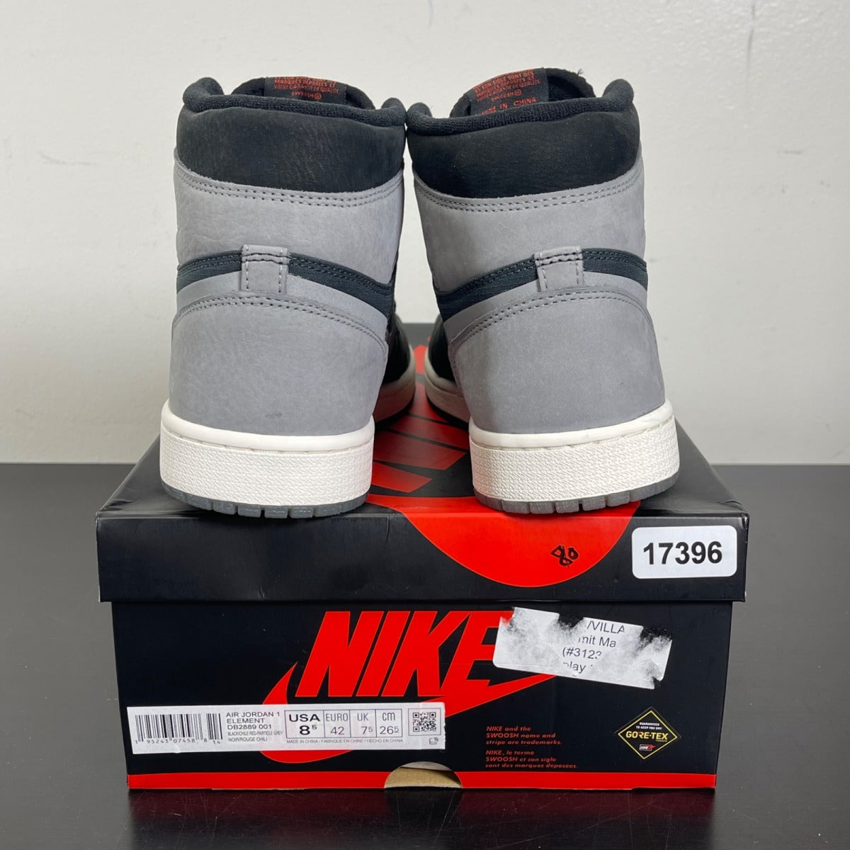 Jordan 1 Retro High Element Gore-Tex Black Particle Grey 8.5 (Moderately Worn Pre-Owned)JordanBlack/Chile Red/Particle Grey/Sail - Image 4