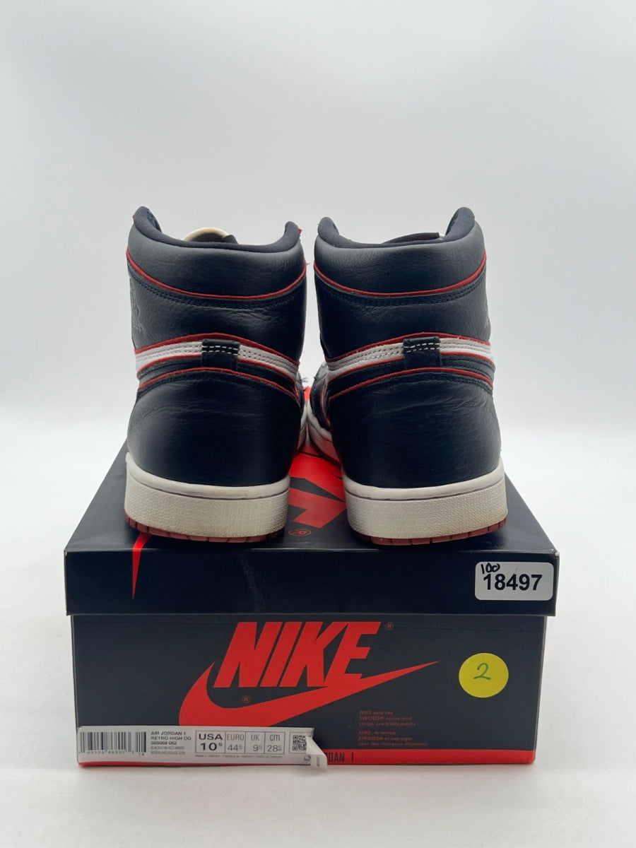 Jordan 1 Retro High Bloodline 10.5 (Moderately Worn Pre-Owned) - Image 12