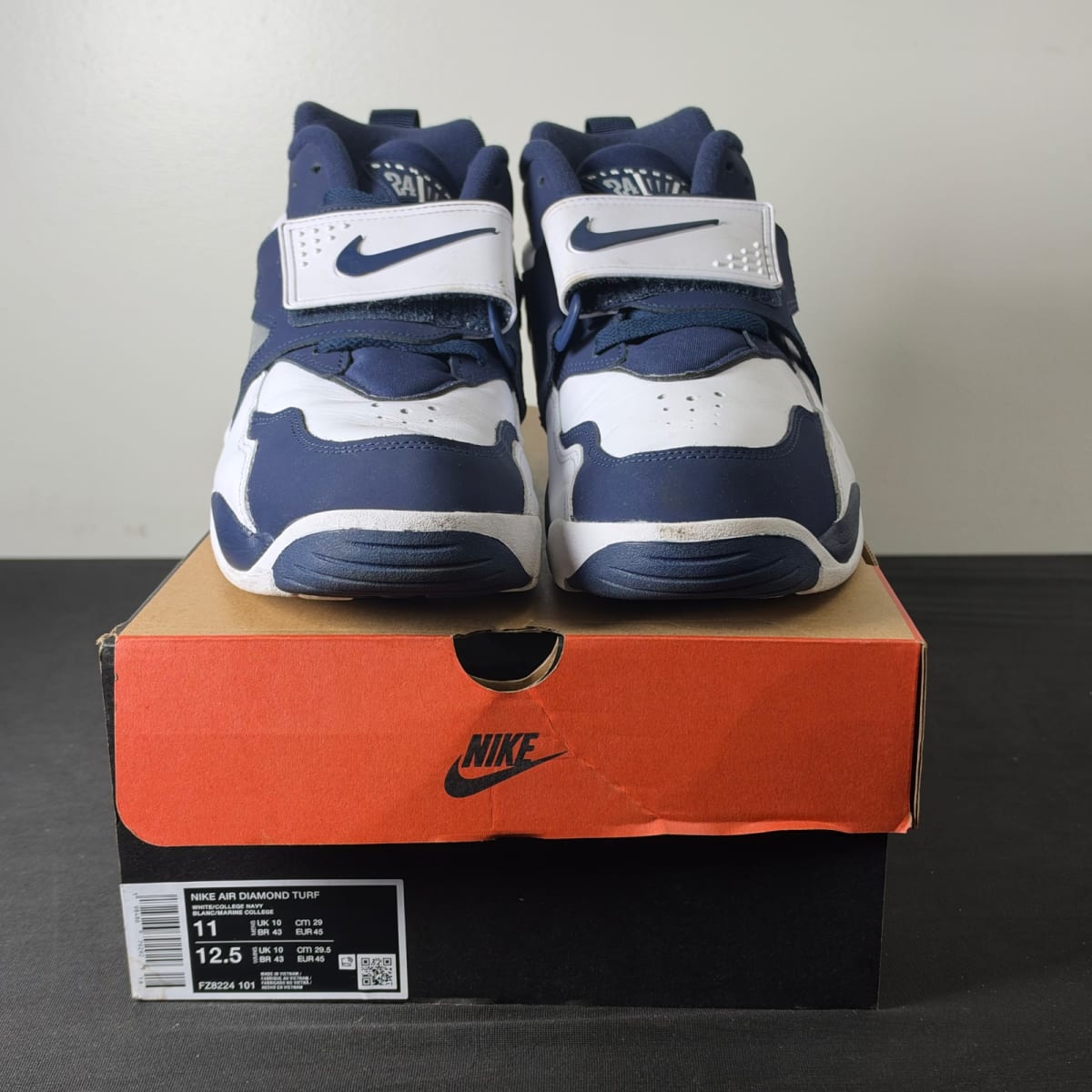 Nike Air Diamond Turf Cowboys (Size 11) - aux