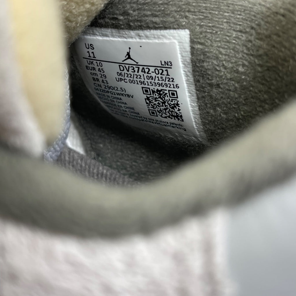 Jordan 4 Retro SE Craft Photon Dust 11 (Moderately Worn Pre-Owned)JordanPhoton Dust/Pale Vanilla/Off White/Grey Fog/Flat Pewter/Sail - Image 6