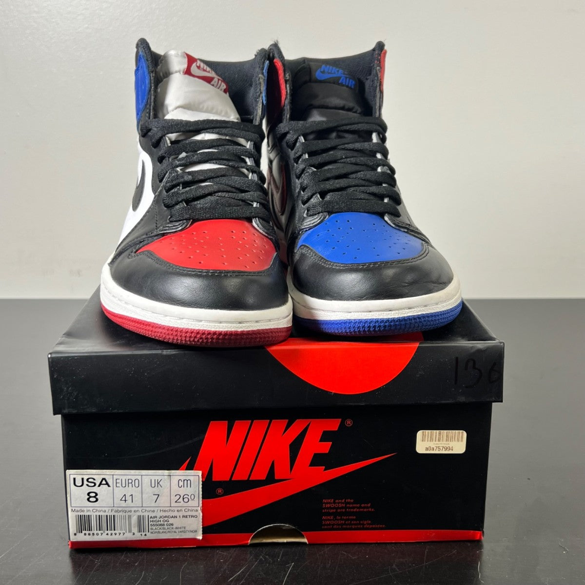 Jordan 1 Retro Top 3 8 (Lightly Worn Pre-Owned)JordanBlack/Varsity Red-Varsity Royal - Image 2
