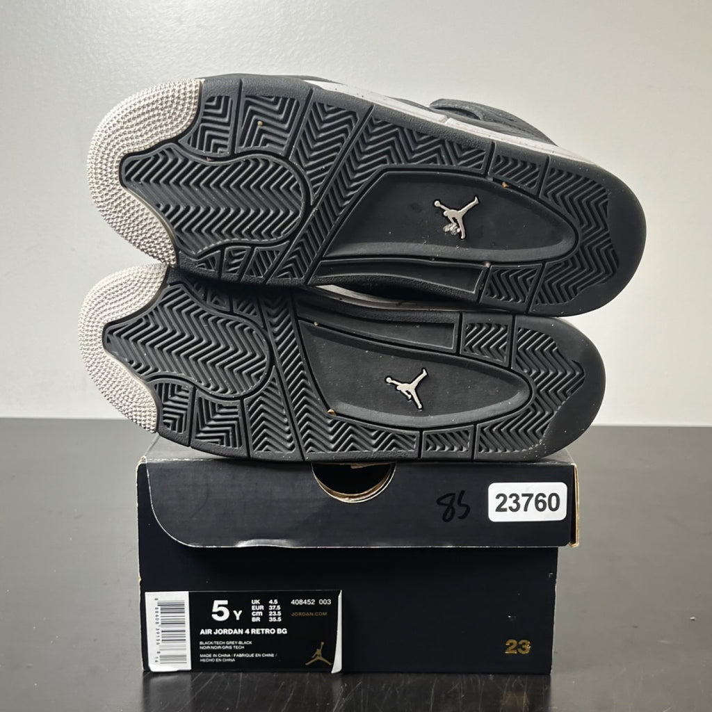 Jordan 4 Retro Oreo (2015) (GS) 5Y (Moderately Worn Pre-Owned)JordanBlack/Tech Grey-White - Image 6