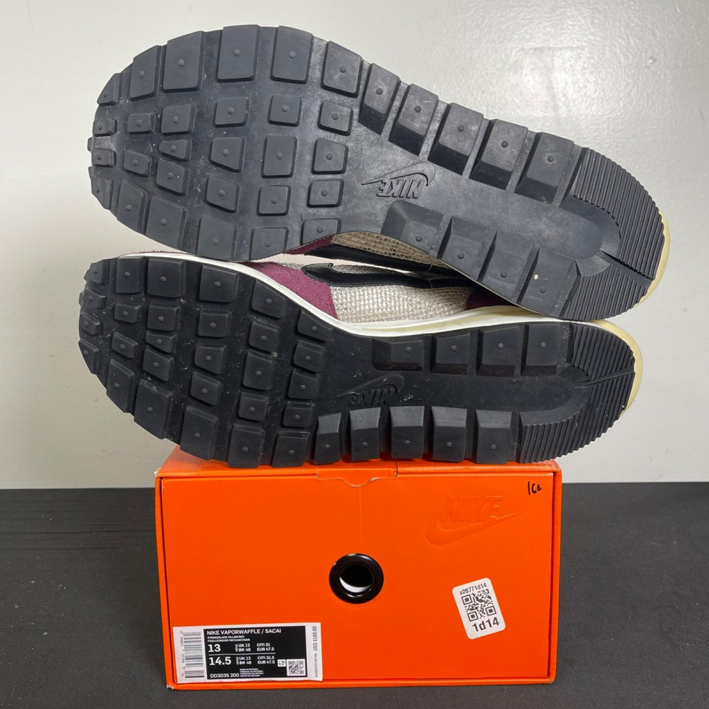 Nike Vaporwaffle sacai Villain Red Neptune Green 13 (Moderately Worn Pre-Owned)NikeString/Black-Villain Red-Neptune Green - Image 5