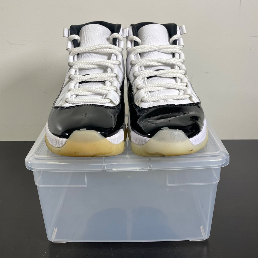Jordan 11 Retro DMP Gratitude (2023) 8.5 (Moderately Worn Pre-Owned)JordanBlack/White/Metallic Gold - Image 2