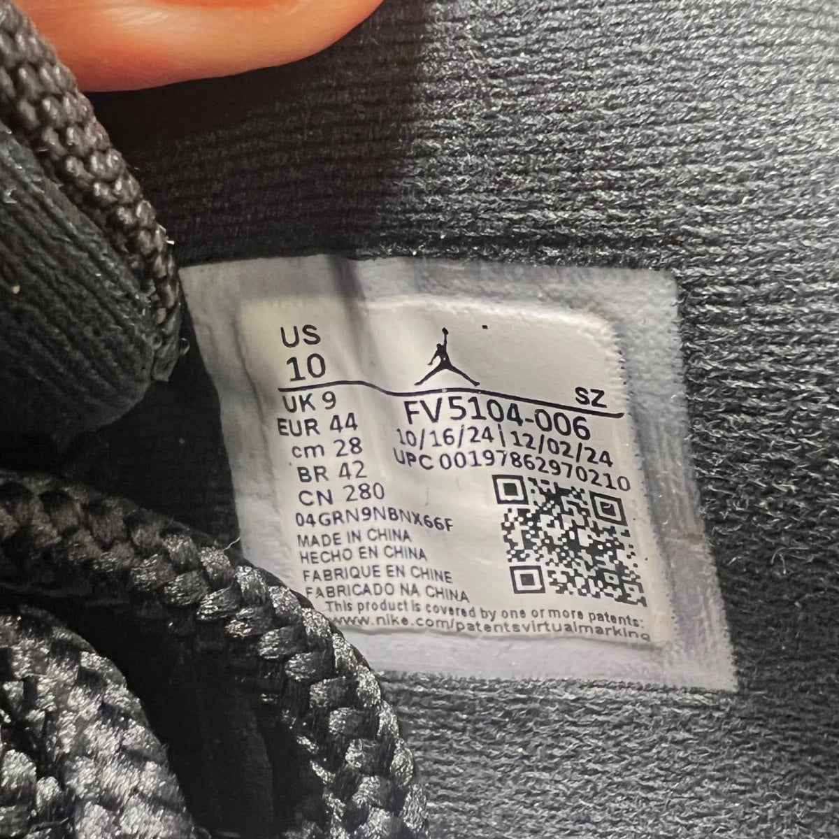 Jordan 11 Retro Low Bred (2025) 10 (Lightly Worn Pre-Owned)JordanBlack/White-Varsity Red - Image 7