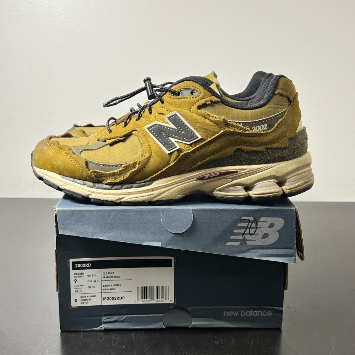 New Balance 2002R Protection Pack High Desert 9 (Moderately Worn Pre-Owned)New BalanceHigh Desert/Dark Moss/Black - Image 3