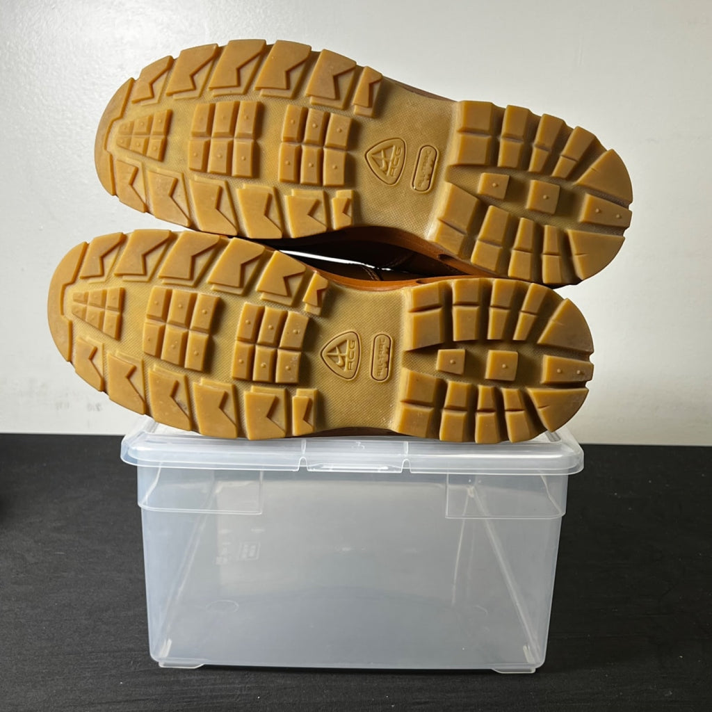 Nike Air Max Goadome Tawny 9.5 (Lightly Worn Pre-Owned)NikeTawny/Tawny-Gum Light Brown - Image 5