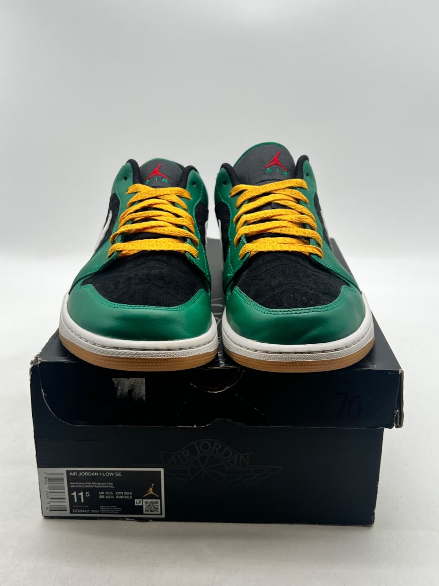 Jordan 1 Low SE Holiday Special (2022) 11.5 (Lightly Worn Pre-Owned)JordanMalachite/Black/Taxi/Fire Red - Image 2