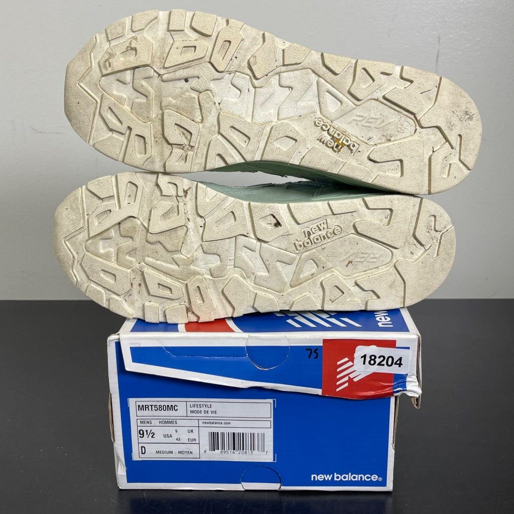 New Balance 580 Mint 9.5 (Moderately Worn Pre-Owned)New BalanceGreen/Mint - Image 5