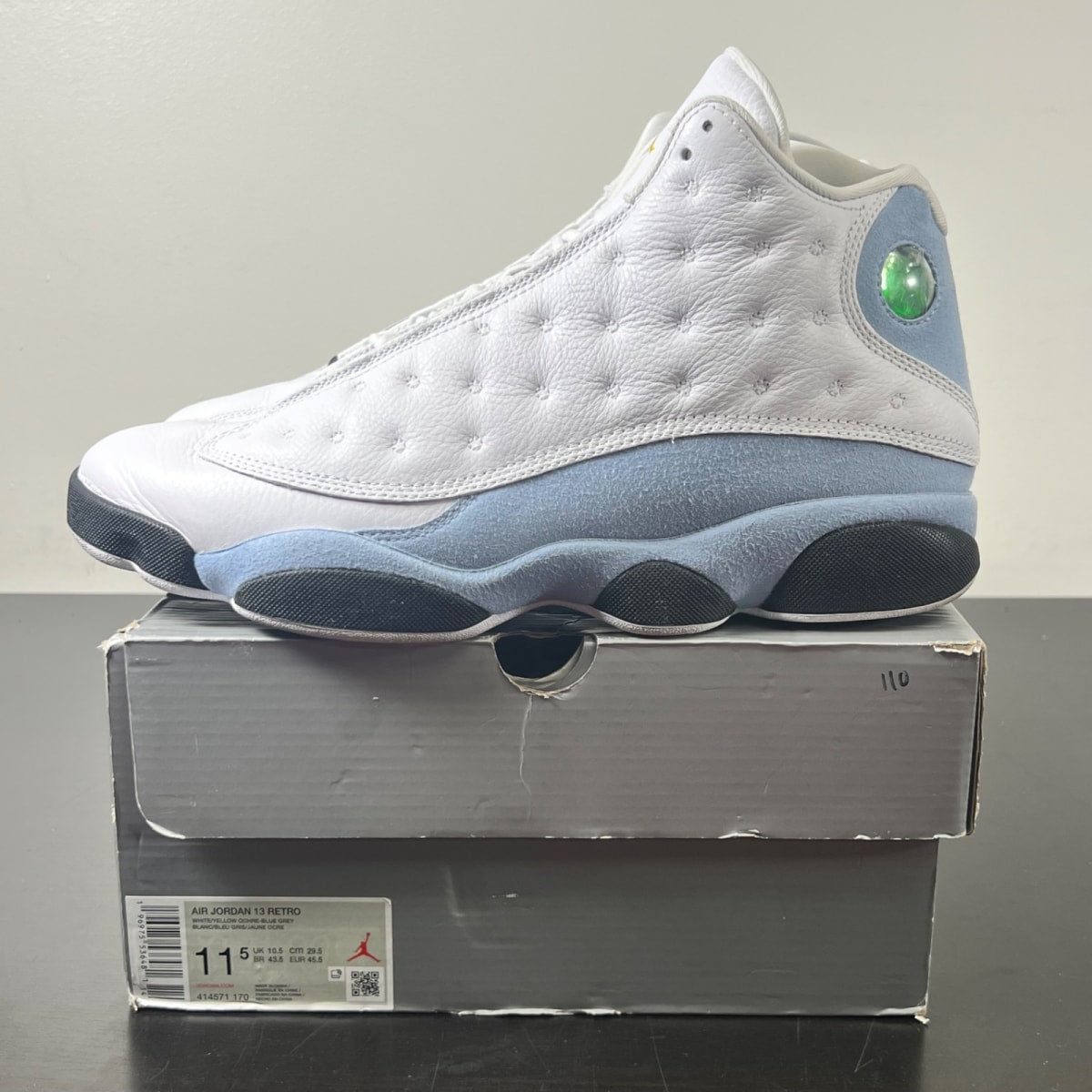 Jordan 13 Retro Blue Grey 11.5 (Moderately Worn Pre-Owned)JordanWhite/Yellow Ochre/Blue Grey/Black - Image 3