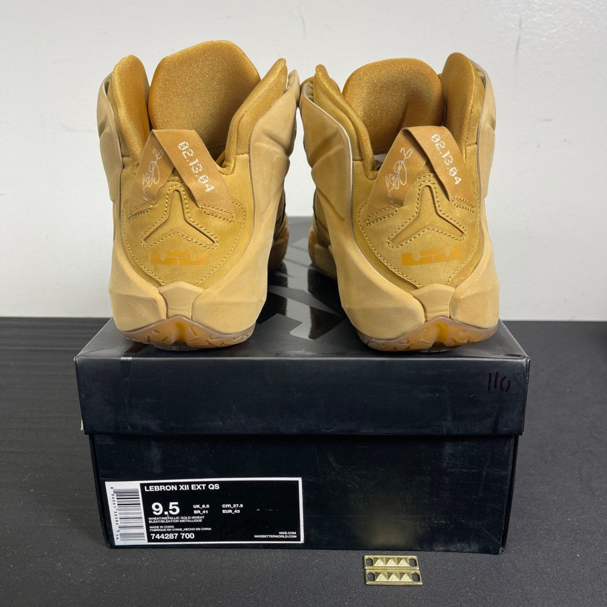 Nike LeBron 12 EXT Wheat 9.5 (Moderately Worn Pre-Owned)NikeWheat/Metallic Gold - Image 4