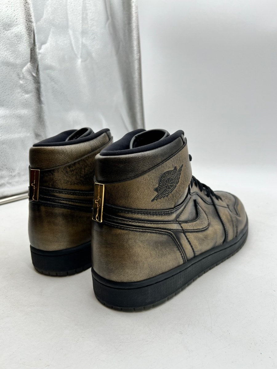 Jordan 1 Retro High OG Wings 13 (Lightly Worn Pre-Owned)JordanBlack/Black-Metallic Gold - Image 3