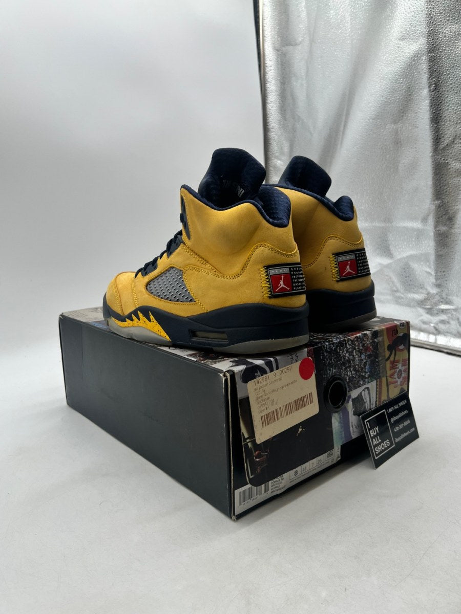 Jordan 5 Retro Michigan (2019) 8 (Moderately Worn Pre-Owned) - Image 4