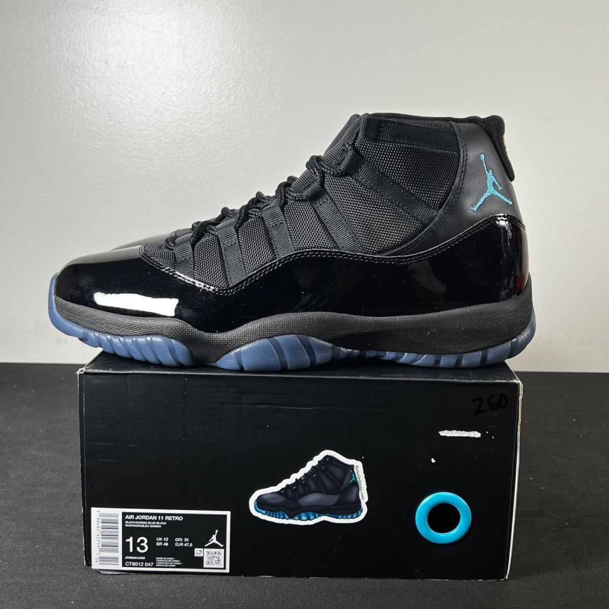 Jordan 11 Retro Gamma Blue (2025) 13 (Lightly Worn Pre-Owned)JordanBlack/Gamma Blue/Varsity Maize - Image 3