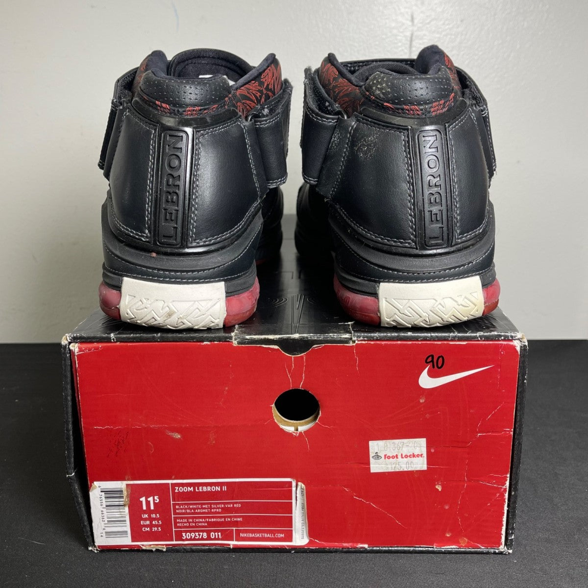 Nike LeBron Zoom 2 Black Crimson (Size 11.5) - Image 4