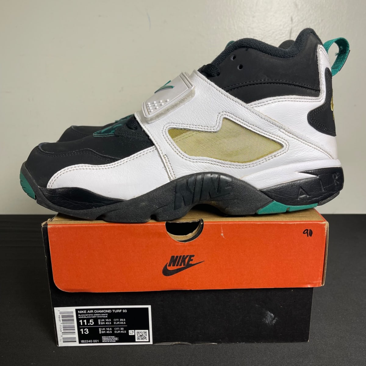 Nike Air Diamond Turf Emerald (Size 11.5) - aux