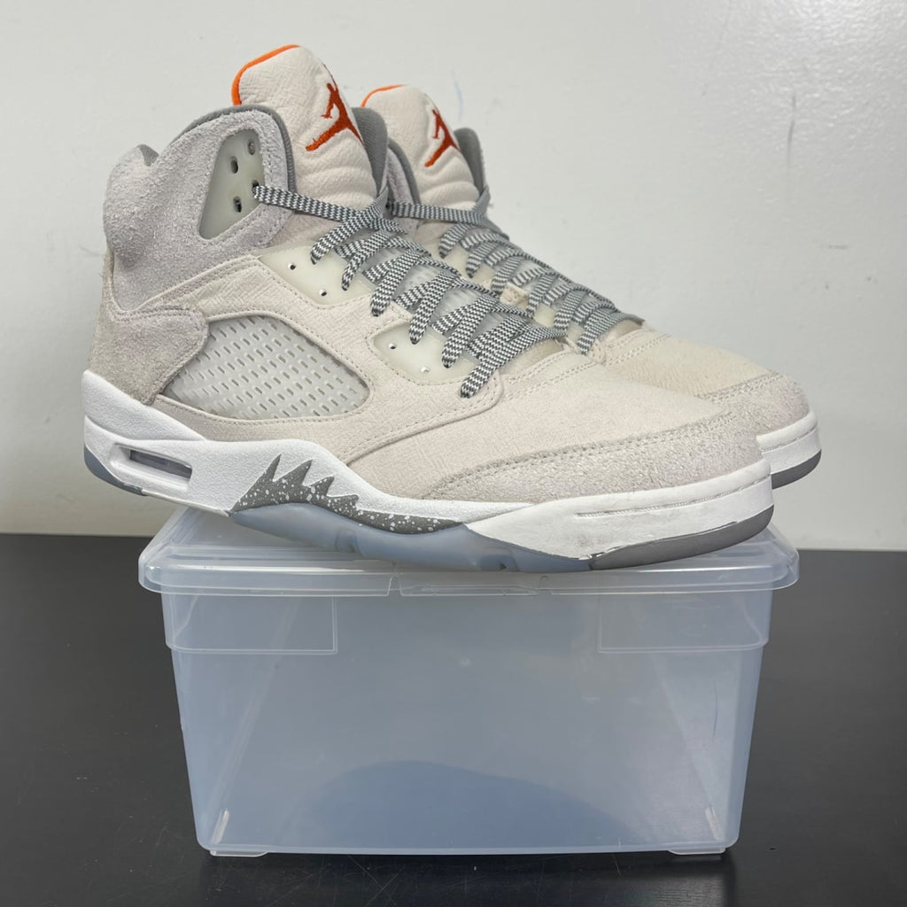 Jordan 5 Retro SE Craft Light Orewood Brown 12 (Moderately Worn Pre-Owned)JordanLight Orewood Brown/Safety Orange/Flat Pewter/Sail - Image 1