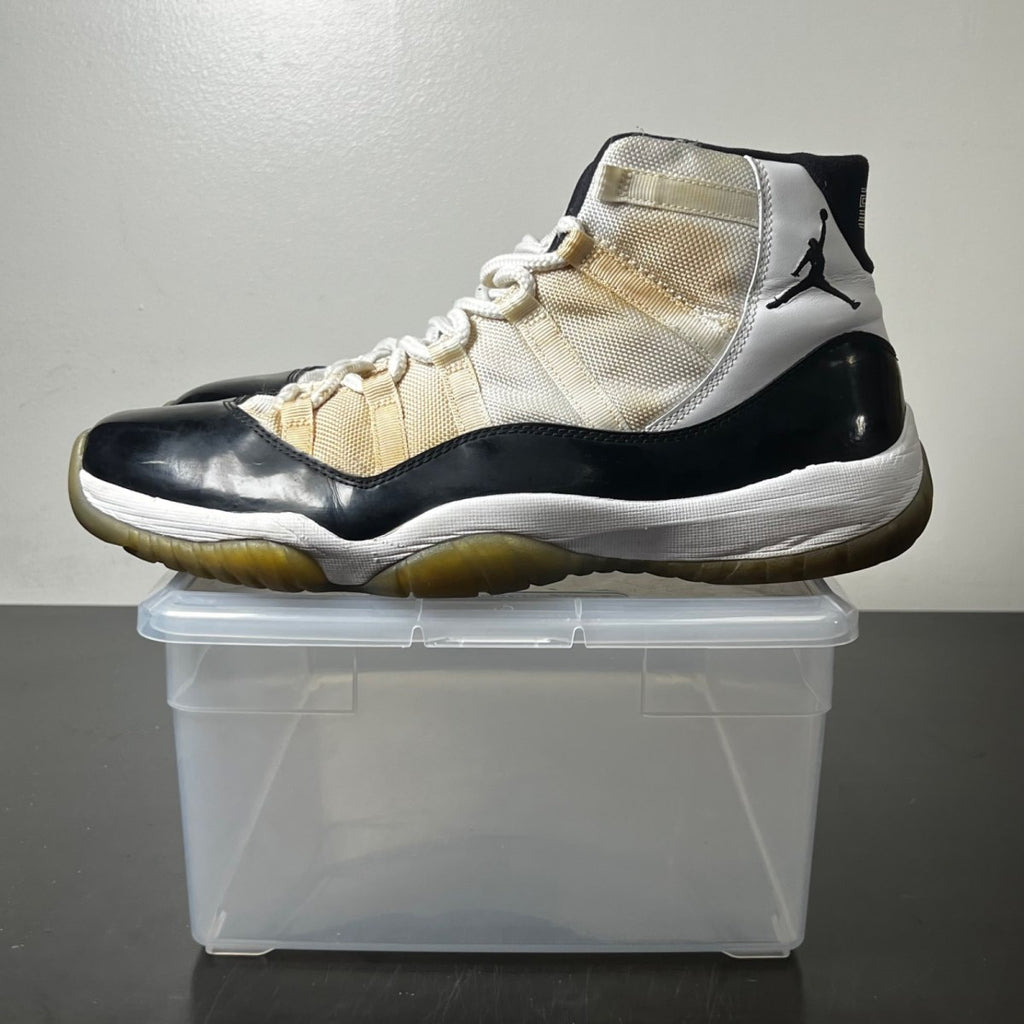 Jordan 11 Retro Concord (2011) 12 (Heavily Worn Pre-Owned)JordanWhite/Black-Dark Concord - Image 3