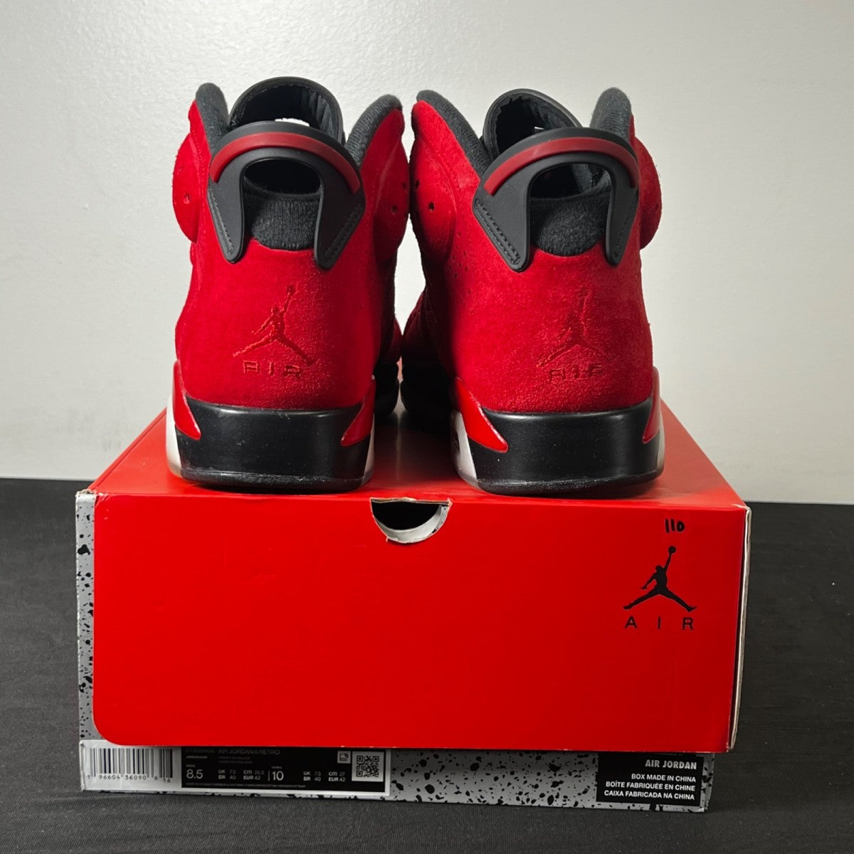 Jordan 6 Retro Toro Bravo 8.5 (Lightly Worn Pre-Owned)JordanVarsity Red/Black - Image 5