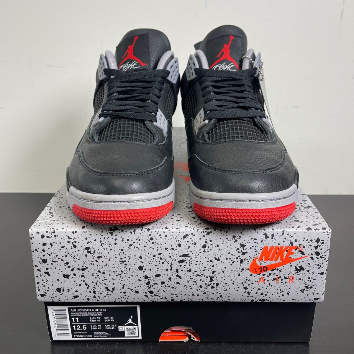 Jordan 4 Retro Bred Reimagined 11 (Moderately Worn Pre-Owned)JordanBlack/Cement Grey/Varsity Red/Summit White - Image 2