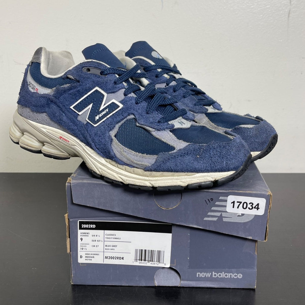 New Balance 2002R Protection Pack Navy Grey 9 (Moderately Worn Pre-Owned)New BalanceNavy/Grey - Image 1