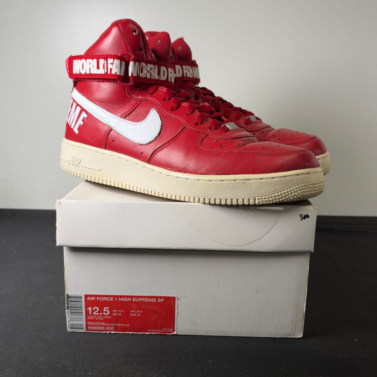 Nike Air Force 1 High Supreme World Famous Red (Size 12.5) - aux