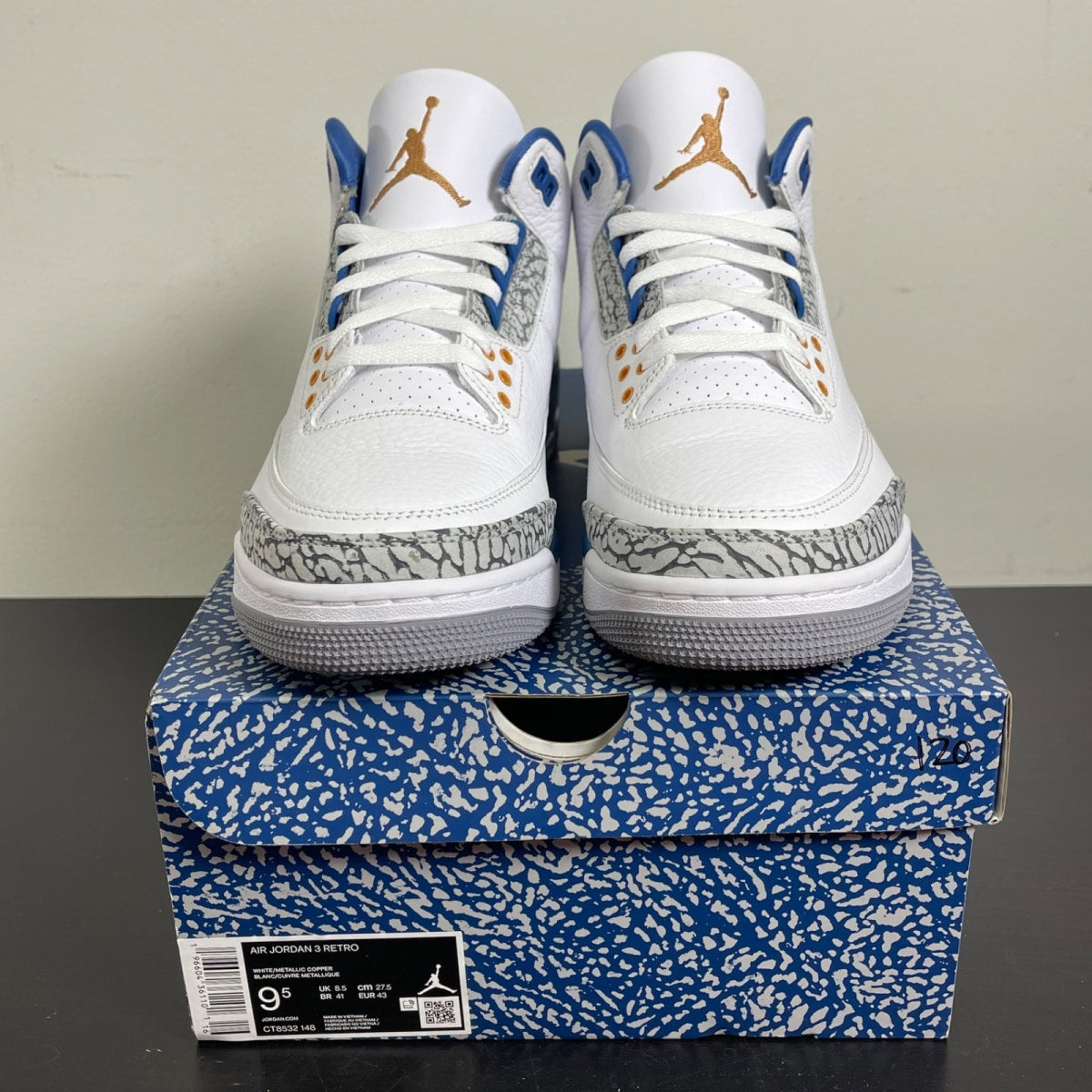 Jordan 3 Retro Wizards 9.5 (Moderately Worn Pre-Owned)JordanWhite/True Blue/Metallic Copper/Cement Grey - Image 2