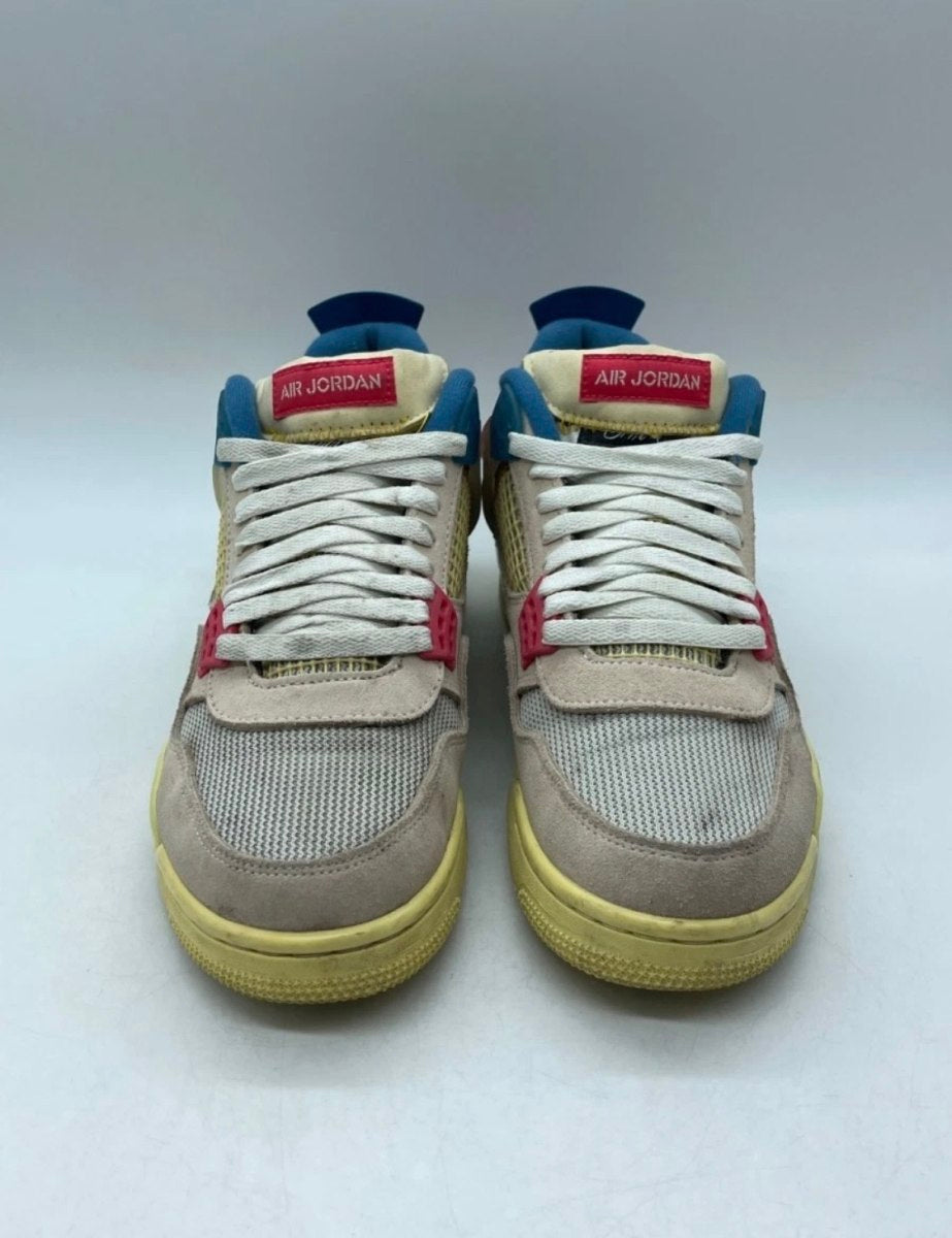 Jordan 4 Retro Union Guava Ice 9.5 (Lightly Worn Pre-Owned)JordanGuava Ice/Light Bone-Brigade Blue-Light Fusion Red - Image 2