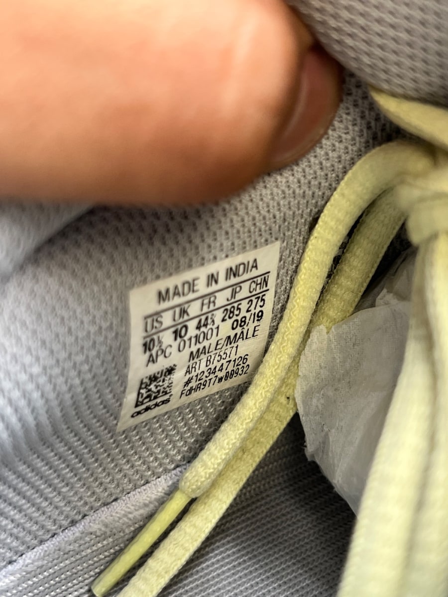 adidas Yeezy Boost 700 Wave Runner 10.5 (Moderately Worn Pre-Owned) - Image 8