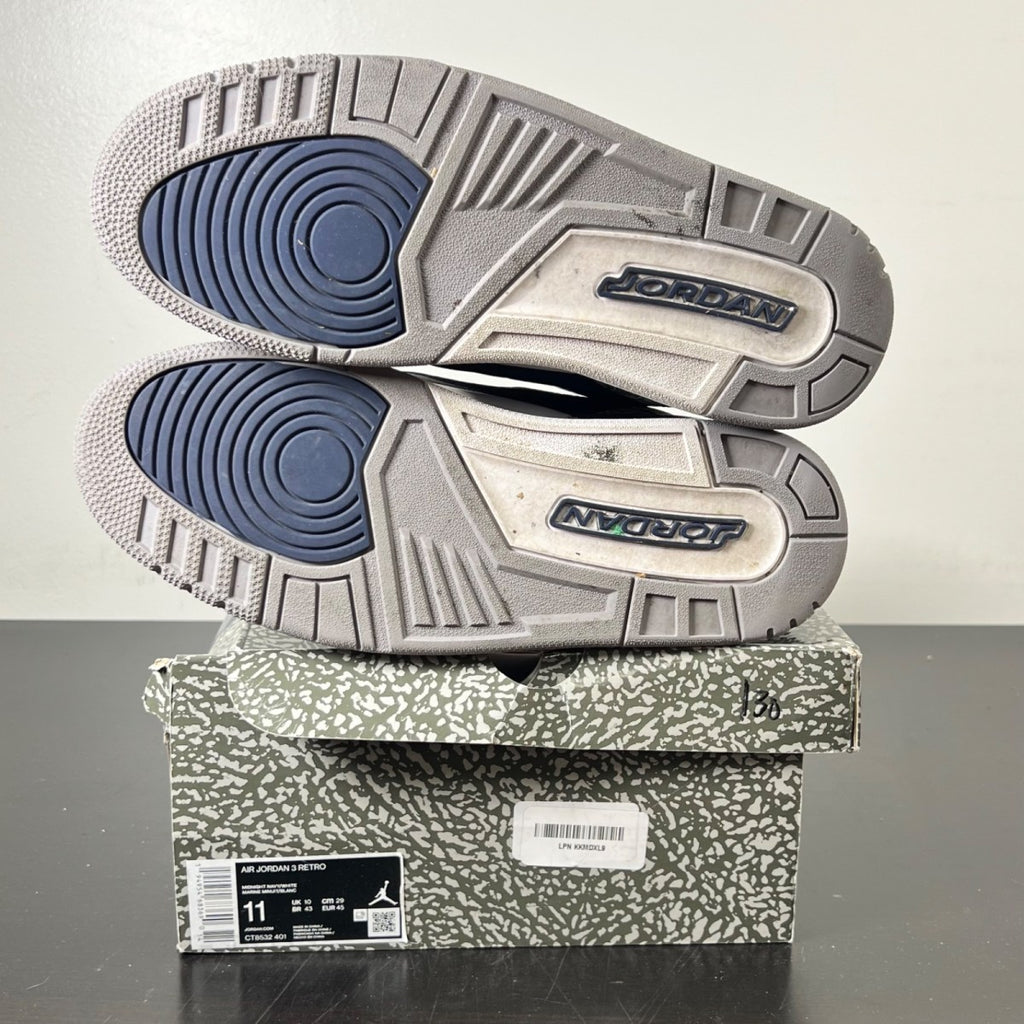 Jordan 3 Retro Georgetown (2021) 11 (Moderately Worn Pre-Owned)JordanMidnight Navy/Cement Grey-White - Image 5